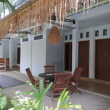 Merendeng Hostel Kuta Kuta  Bagian luar foto