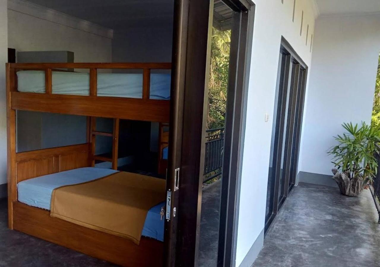 Merendeng Hostel Kuta Kuta  Bagian luar foto
