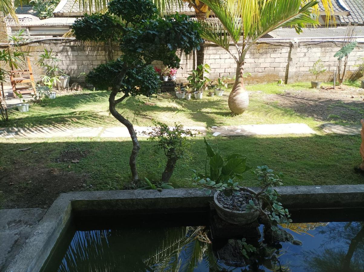 Merendeng Hostel Kuta Kuta  Bagian luar foto