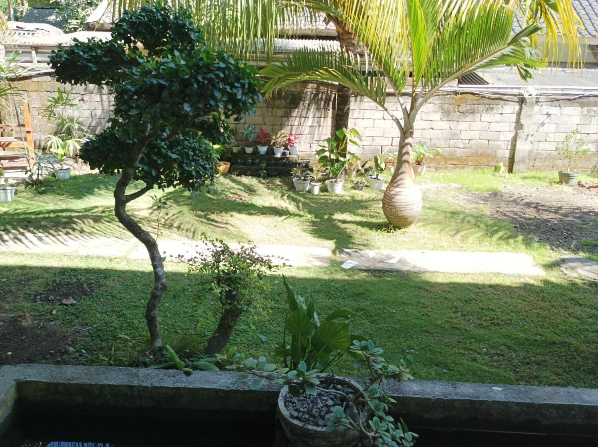 Merendeng Hostel Kuta Kuta  Bagian luar foto