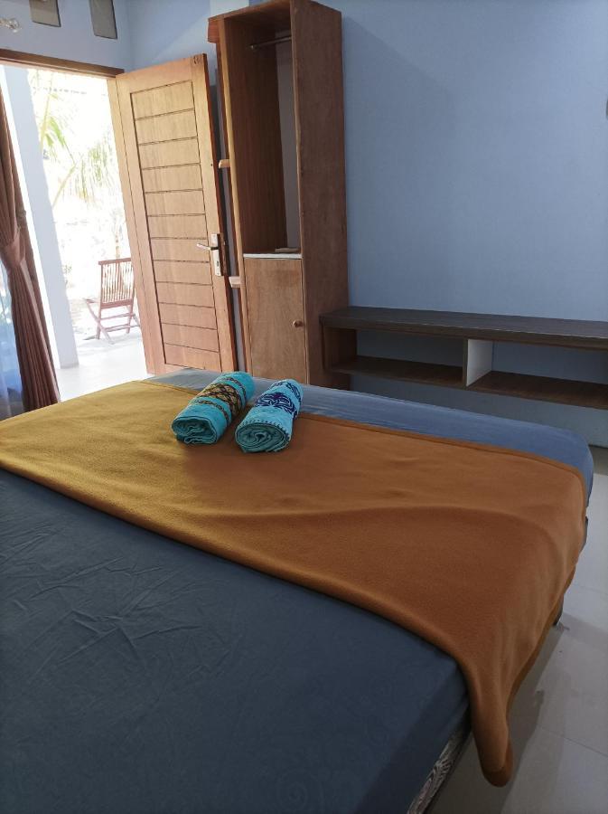 Merendeng Hostel Kuta Kuta  Bagian luar foto